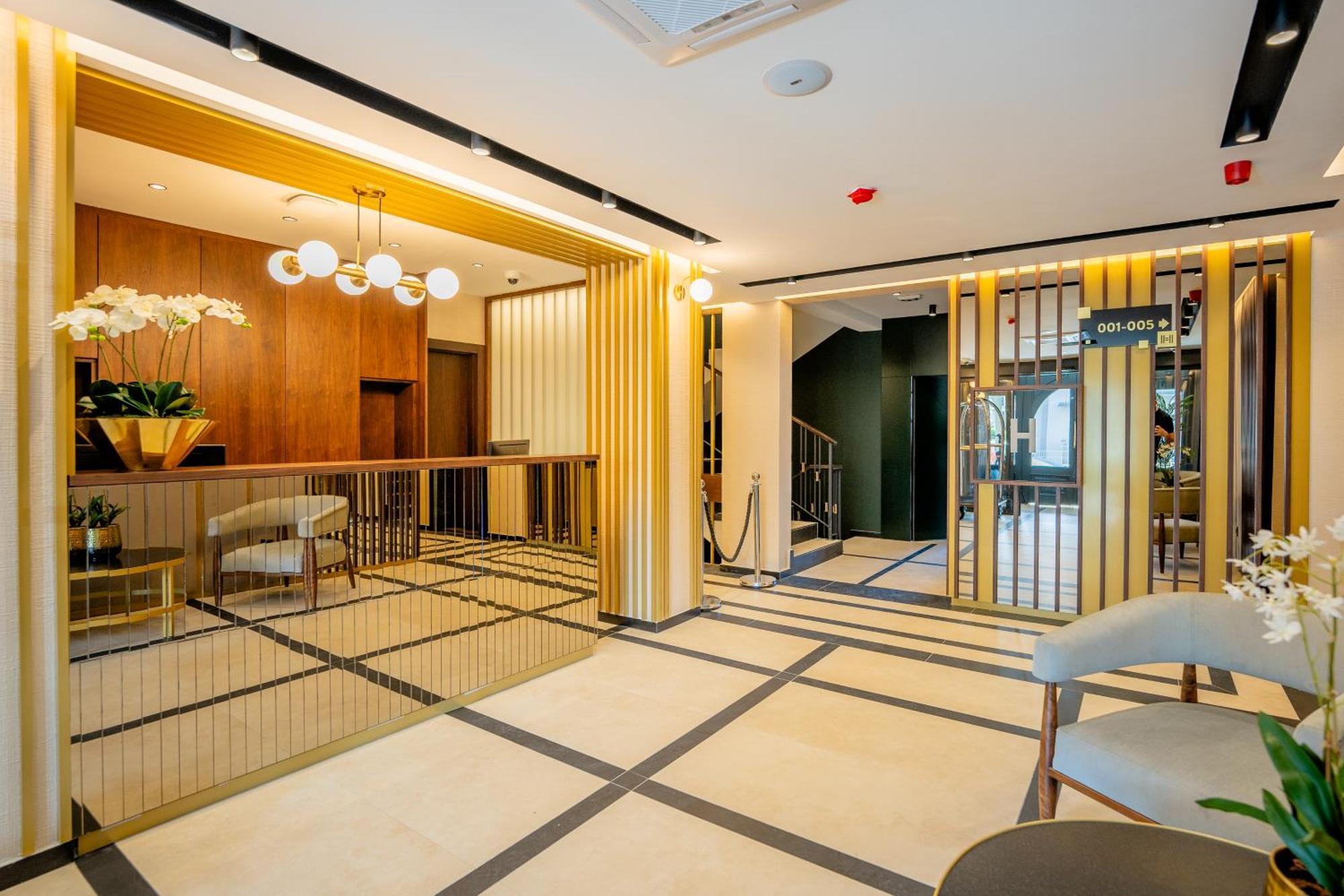 Kocka Hotel 4*